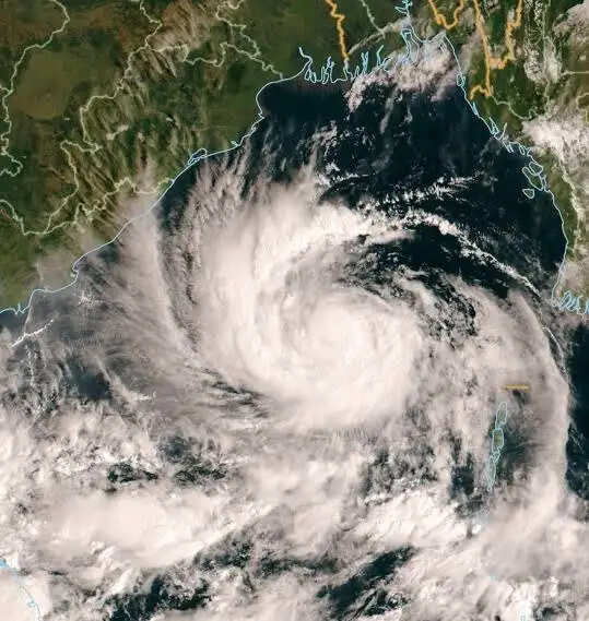  चक्रवाती तूफान 'अर्नब'